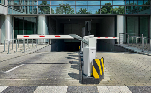 Barrier and license plate recognition